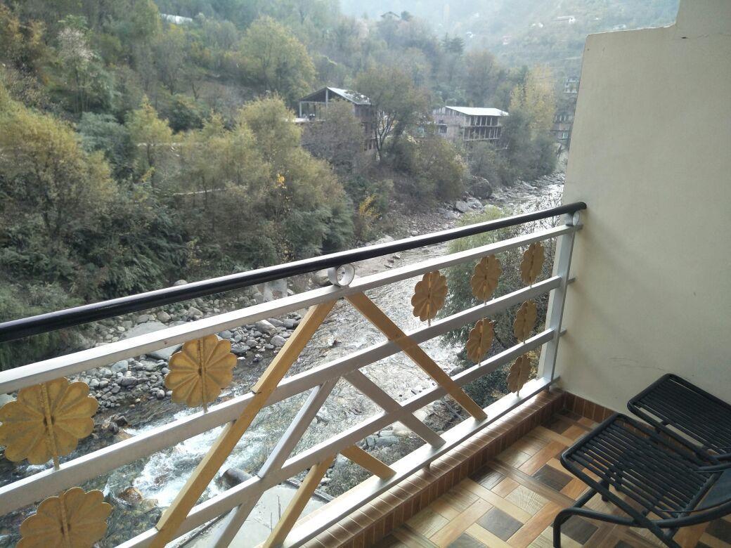 Hotel Mansarovar Banjār Exteriör bild
